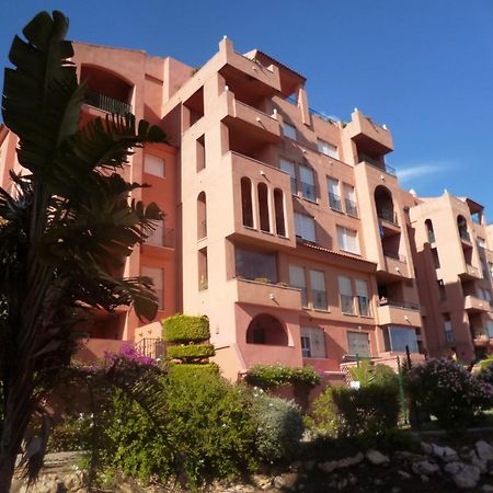 2035-Lovely 1 Bedrooms Sea View Apartment Манилва Экстерьер фото